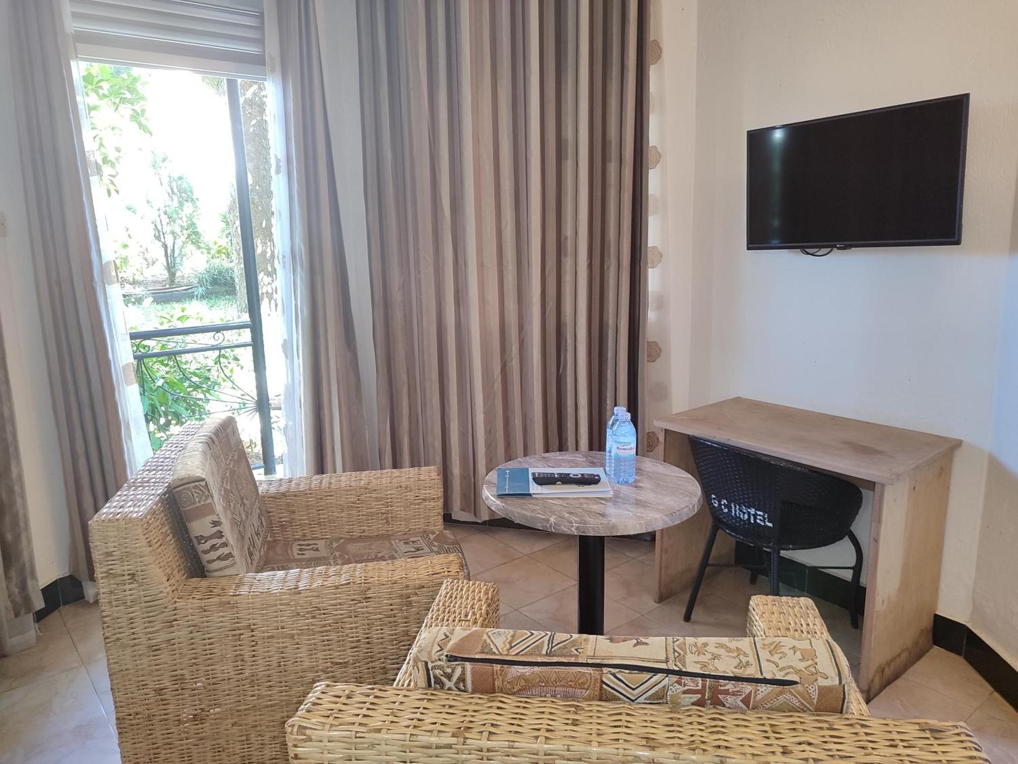 Garden Courts Hotel Masaka المظهر الخارجي الصورة
