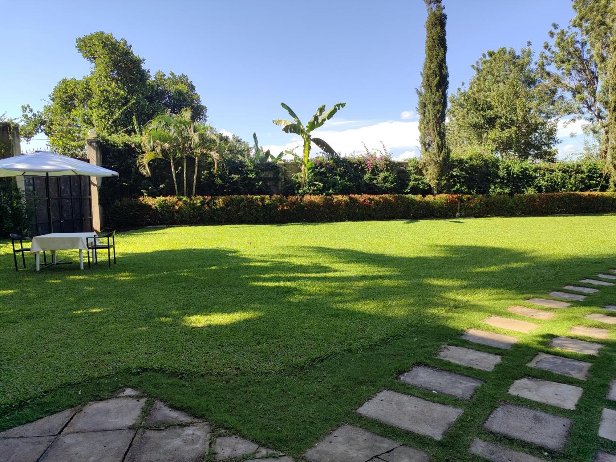 Garden Courts Hotel Masaka المظهر الخارجي الصورة